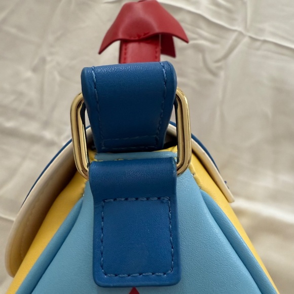 Loungefly Disney Snow White Handbag (Like New) - Picture 6 of 16